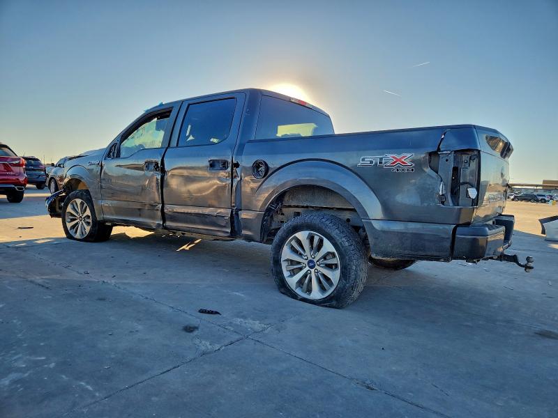 Фото 2 - FORD F-150