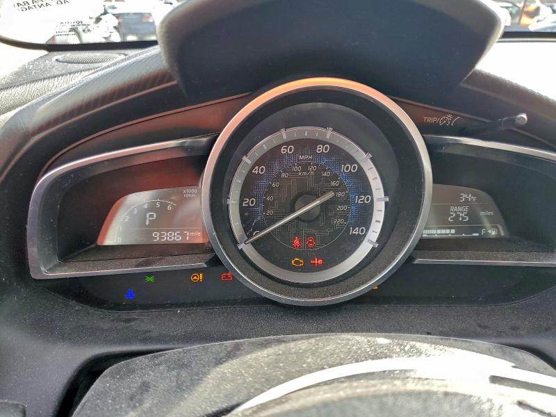 Фото 9 - TOYOTA YARIS