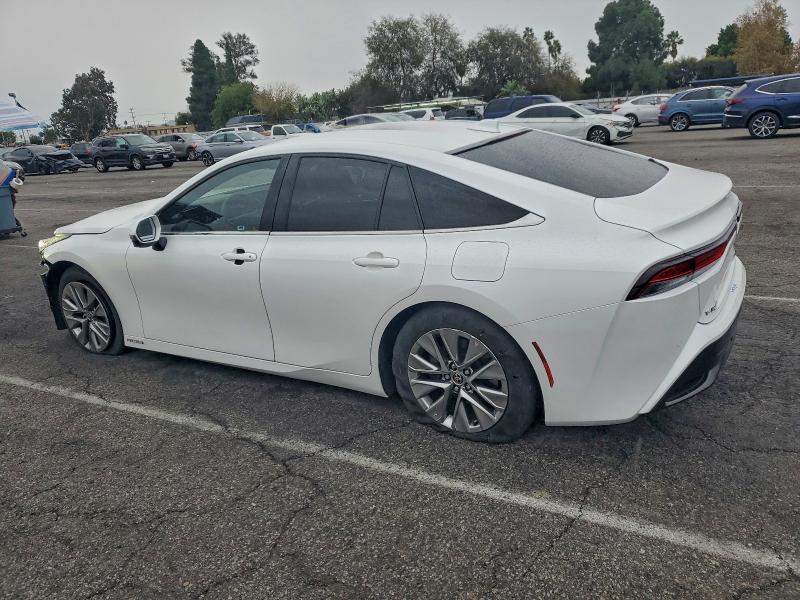 Фото 2 - TOYOTA MIRAI
