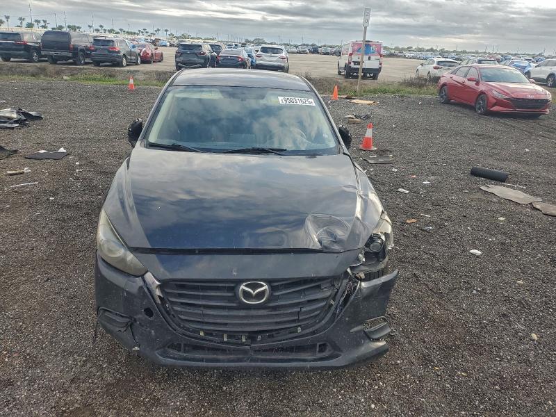 Фото 5 - MAZDA 3