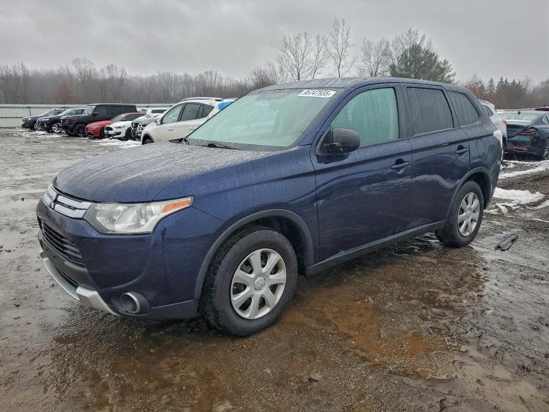 Фото 1 - MITSUBISHI OUTLANDER