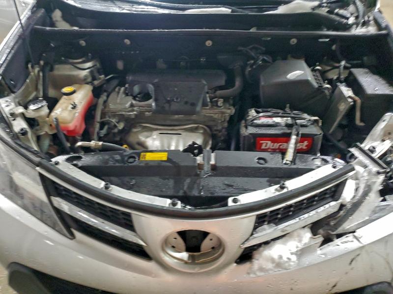 Фото 11 - TOYOTA RAV4