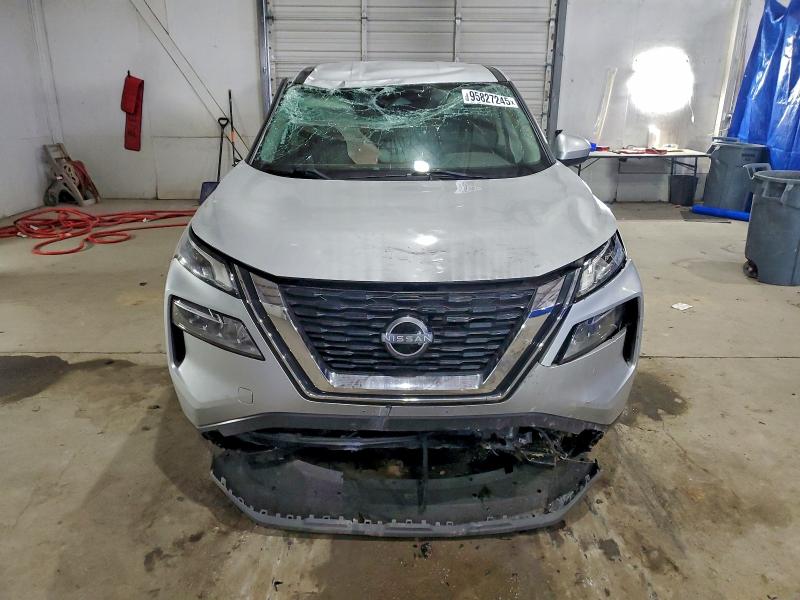 Фото 5 - NISSAN ROGUE