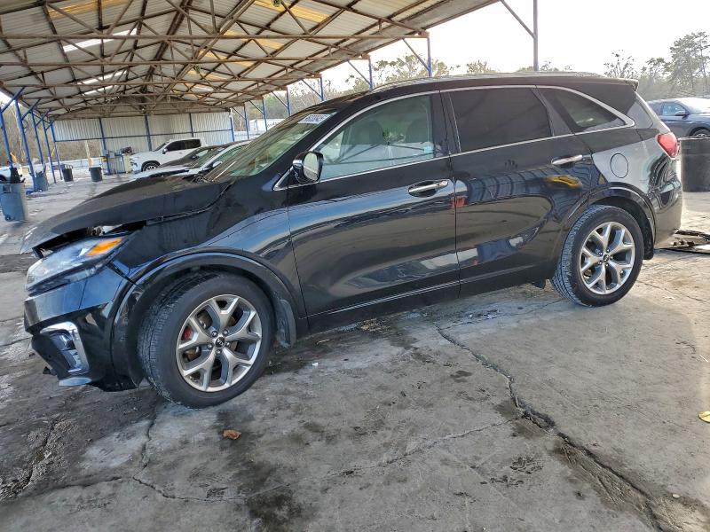 Фото 1 - KIA SORENTO