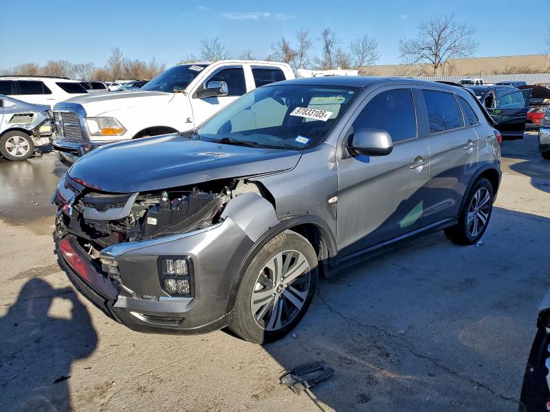 Фото 1 - MITSUBISHI OUTLANDER