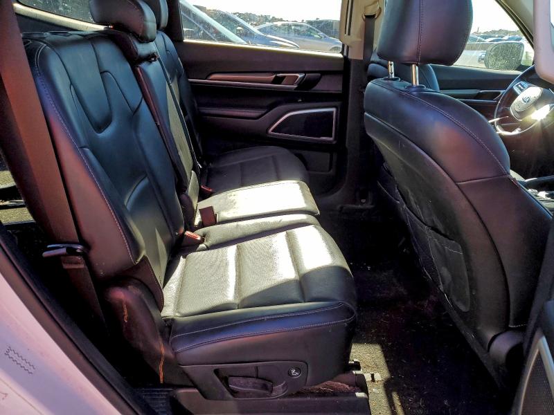 Фото 10 - KIA TELLURIDE