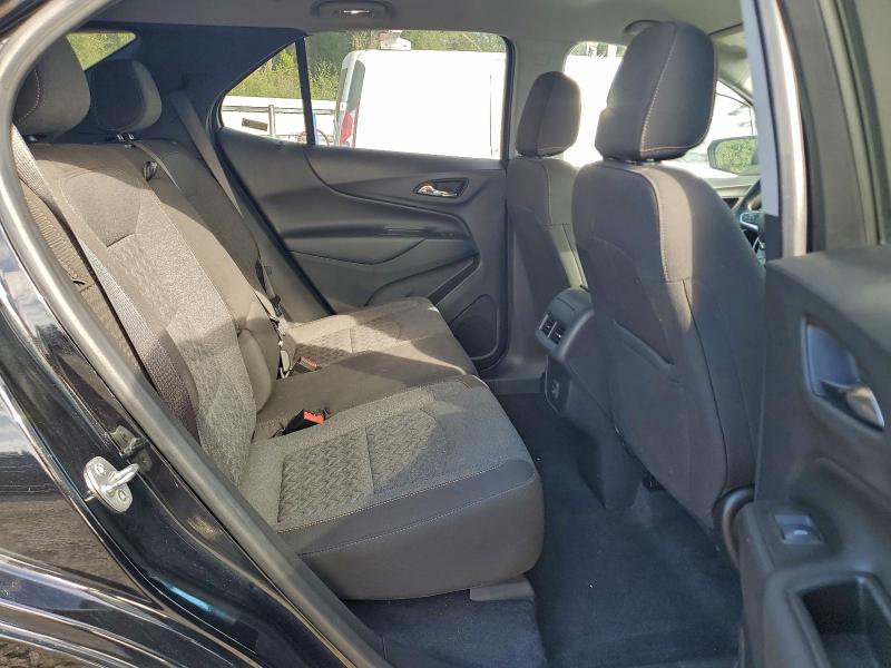 Фото 10 - CHEVROLET EQUINOX