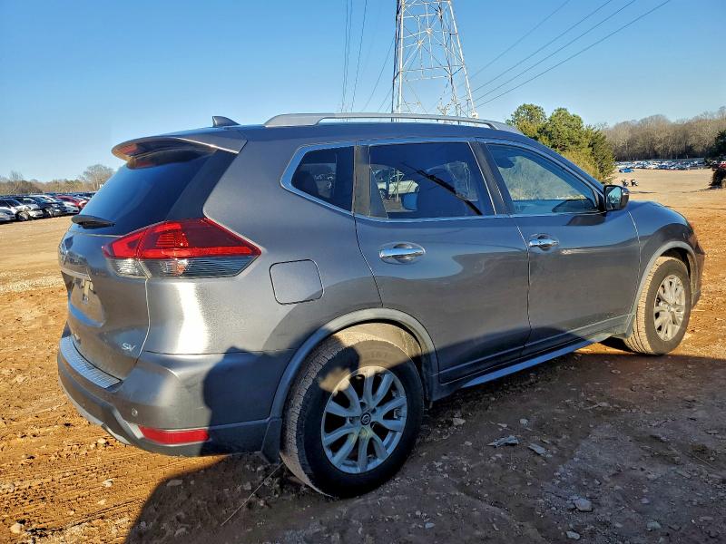 Фото 3 - NISSAN ROGUE