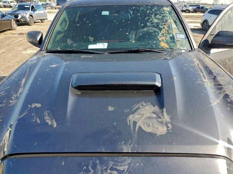 Фото 11 - TOYOTA TACOMA