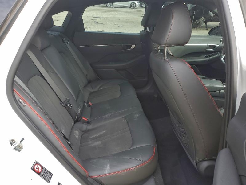 Фото 10 - HYUNDAI SONATA