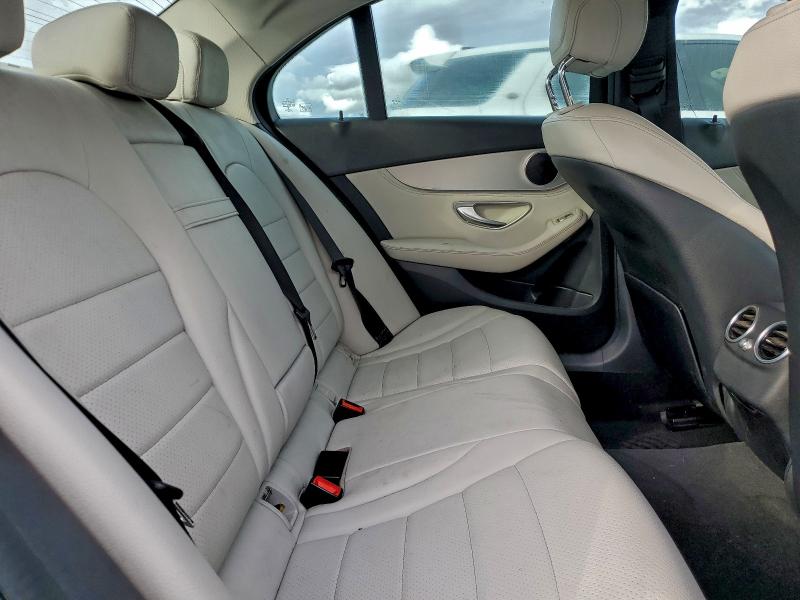 Фото 10 - MERCEDES-BENZ C-CLASS