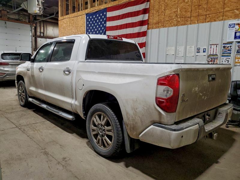 Фото 2 - TOYOTA TUNDRA