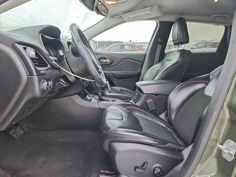 Фото 7 - JEEP CHEROKEE