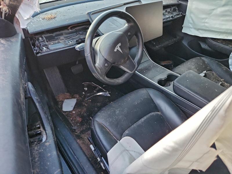 Фото 8 - TESLA MODEL 3