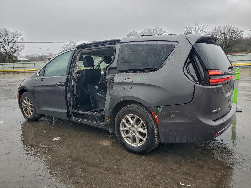 Фото 2 - CHRYSLER PACIFICA