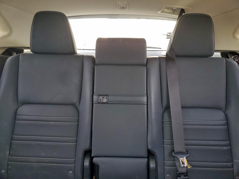 Фото 10 - LEXUS NX