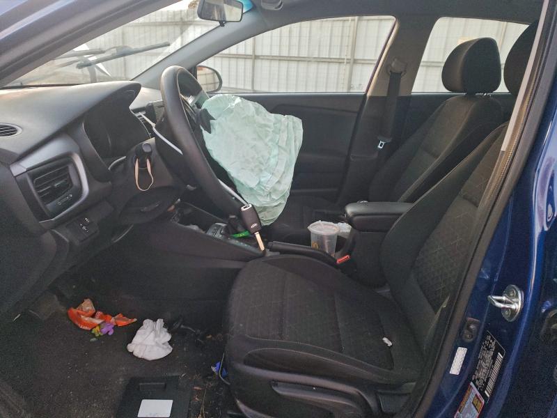 Фото 7 - KIA RIO