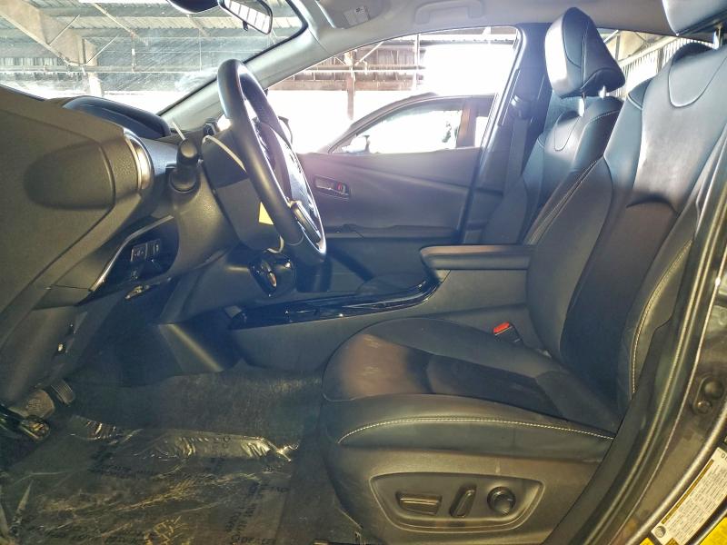 Фото 7 - TOYOTA PRIUS