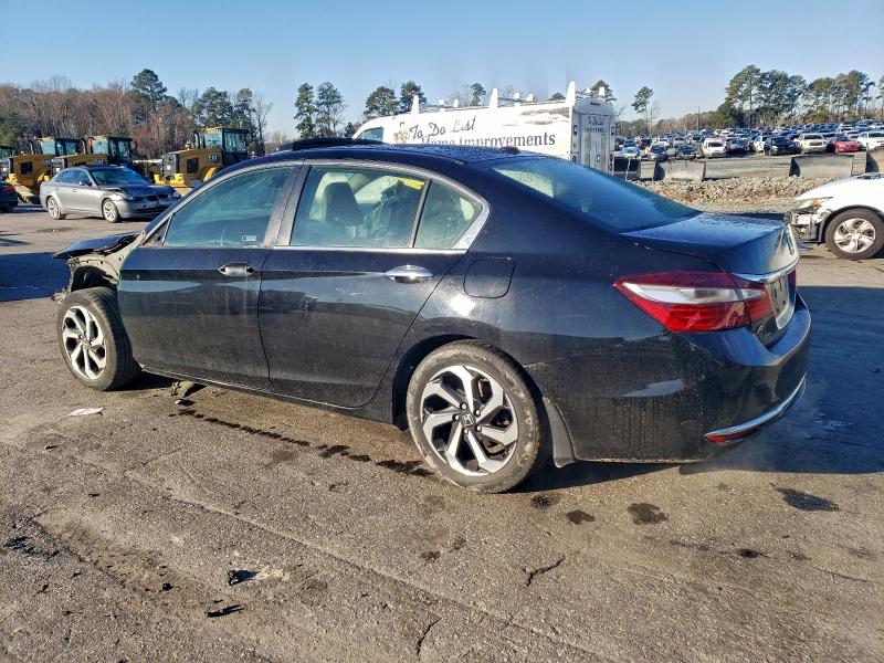 Фото 2 - HONDA ACCORD