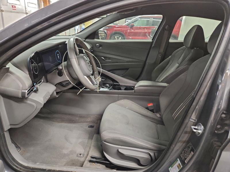 Фото 7 - HYUNDAI ELANTRA