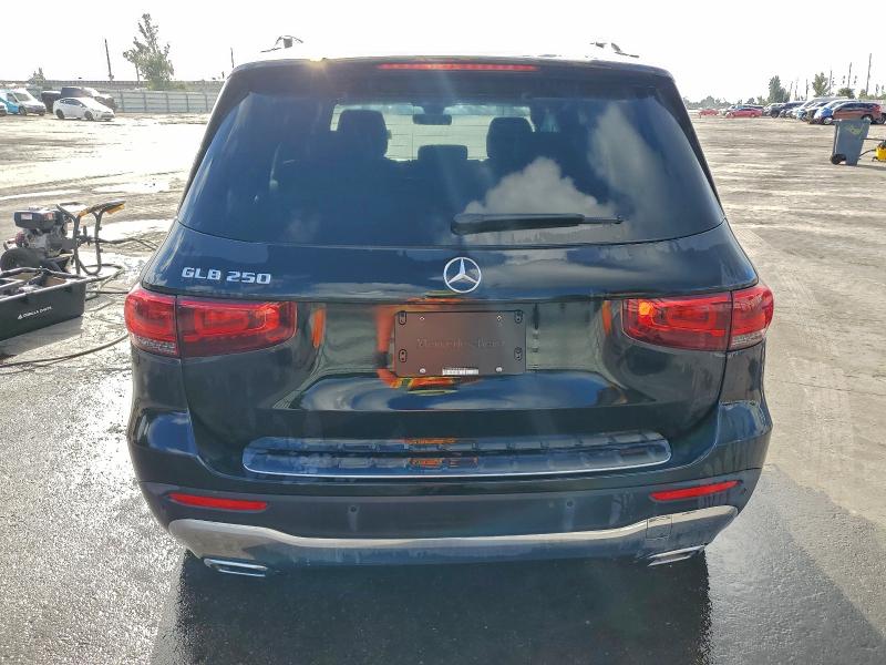 MERCEDES-BENZ GLB-CLASS 2023 VIN W1N4M4GB1PW302465