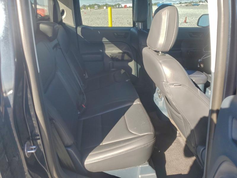 Фото 10 - FORD MAVERICK