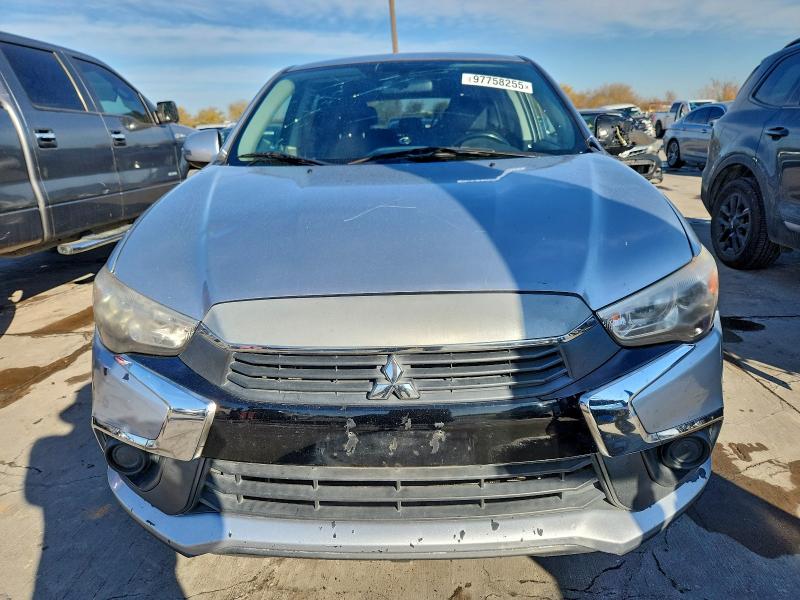 Фото 5 - MITSUBISHI OUTLANDER