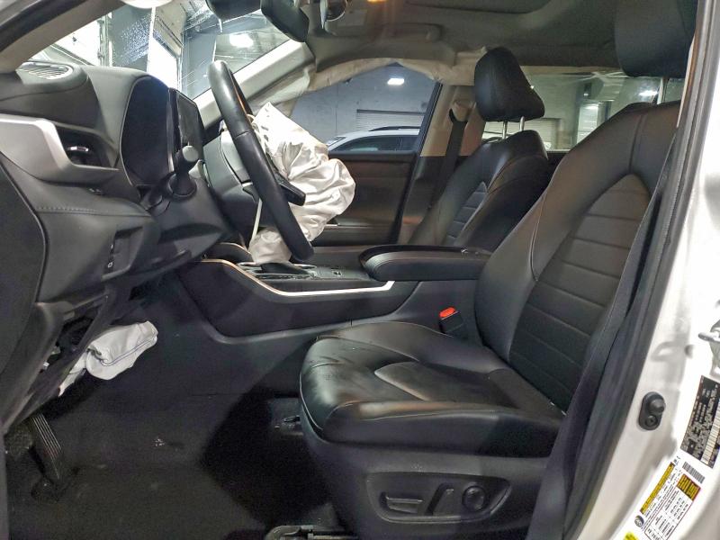 Фото 7 - TOYOTA HIGHLANDER