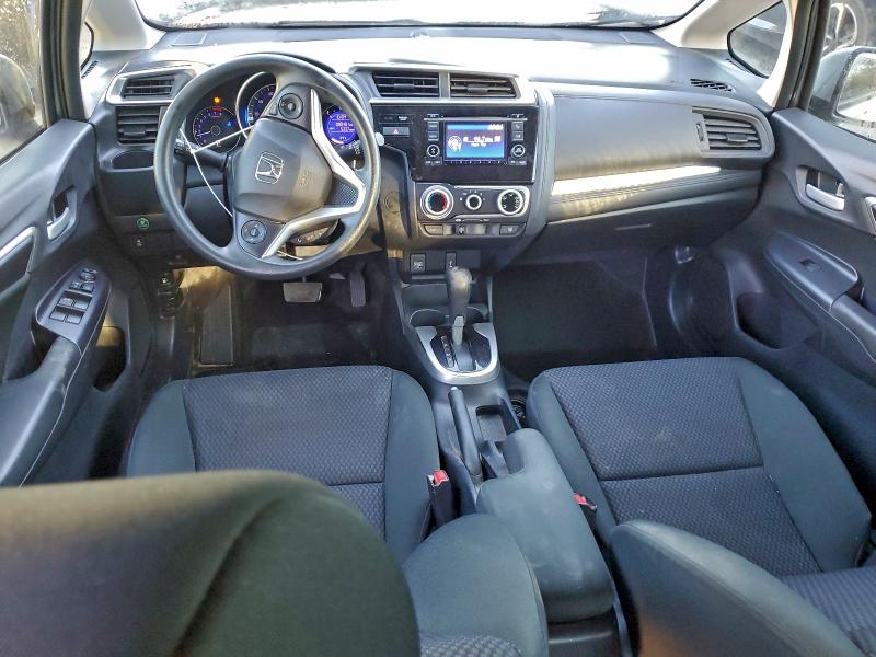 Фото 8 - HONDA FIT