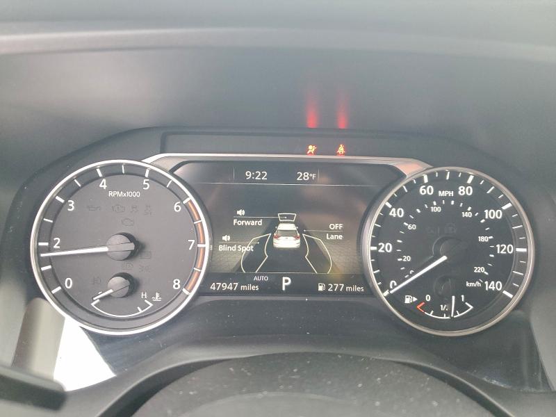 Фото 9 - NISSAN ROGUE