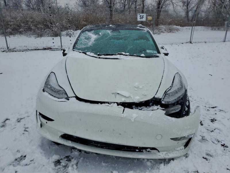 Фото 5 - TESLA MODEL 3