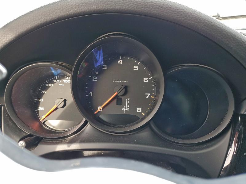 Фото 9 - PORSCHE MACAN