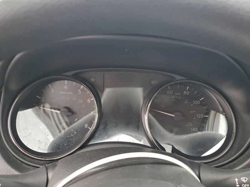 Фото 9 - NISSAN ROGUE