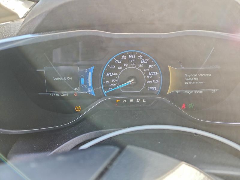 Фото 9 - FORD CMAX