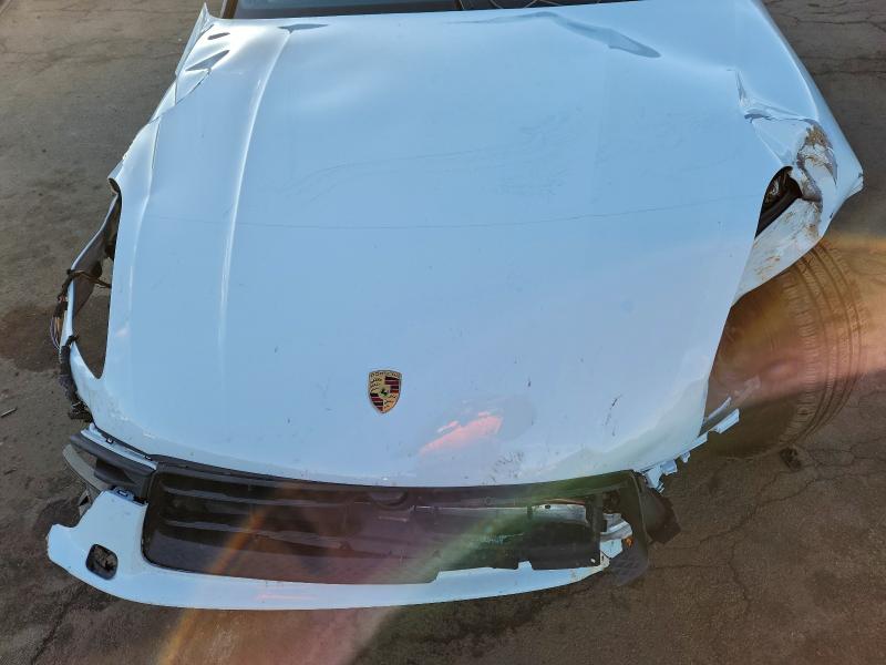 Фото 11 - PORSCHE MACAN