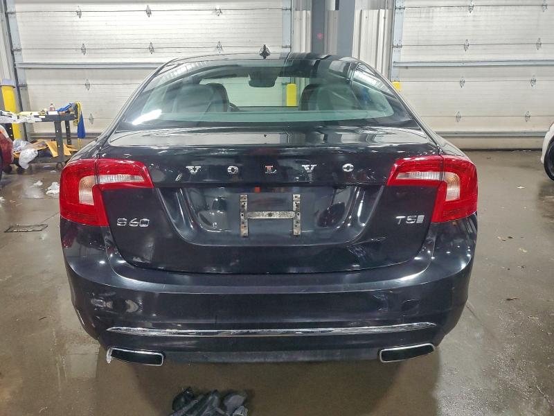 Фото 6 - VOLVO S60