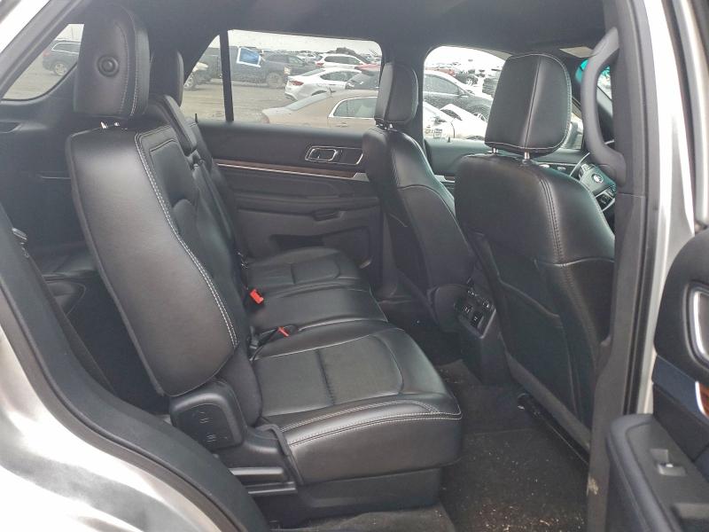 Фото 11 - FORD EXPLORER