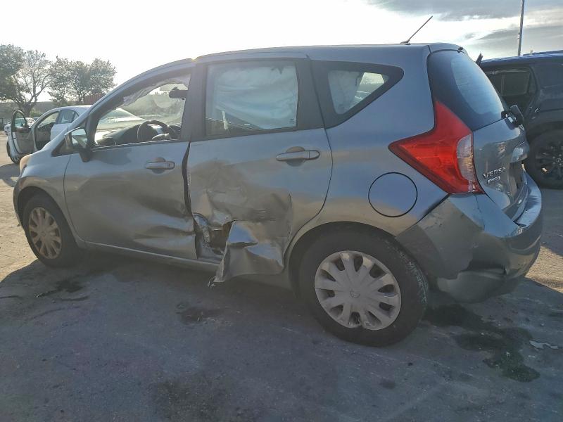 Фото 2 - NISSAN VERSA