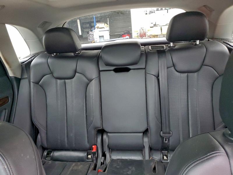 Фото 10 - AUDI Q5