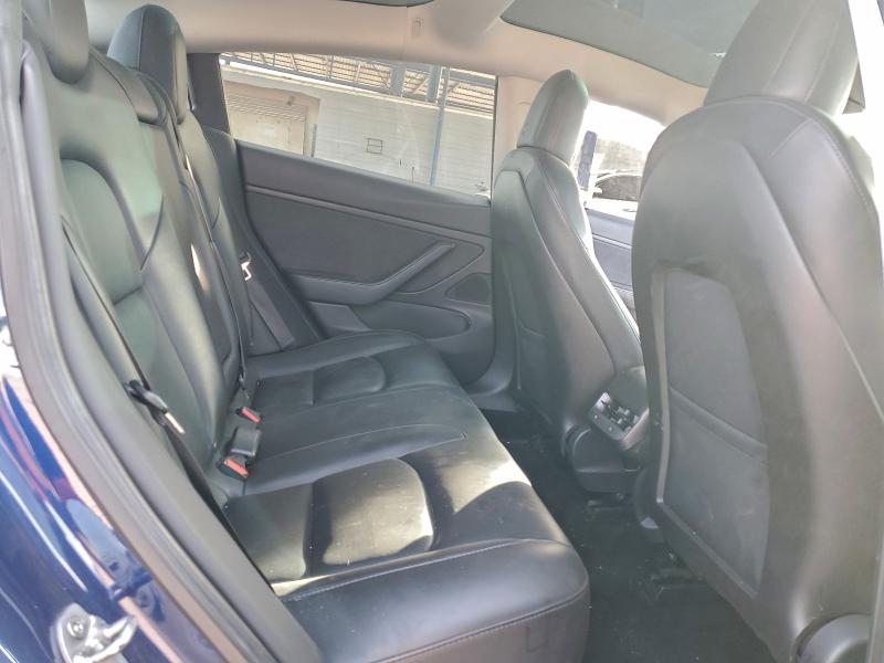 Фото 10 - TESLA MODEL 3