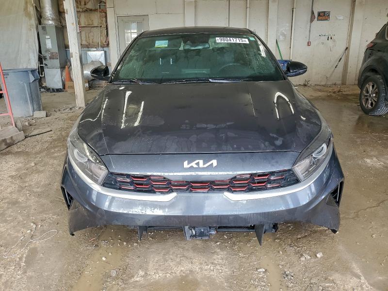 Фото 5 - KIA FORTE