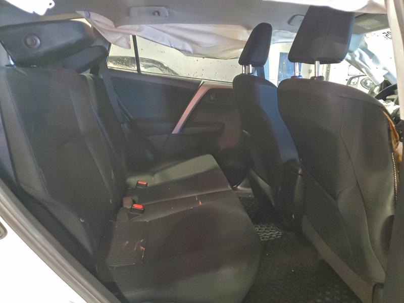 Фото 11 - TOYOTA RAV4