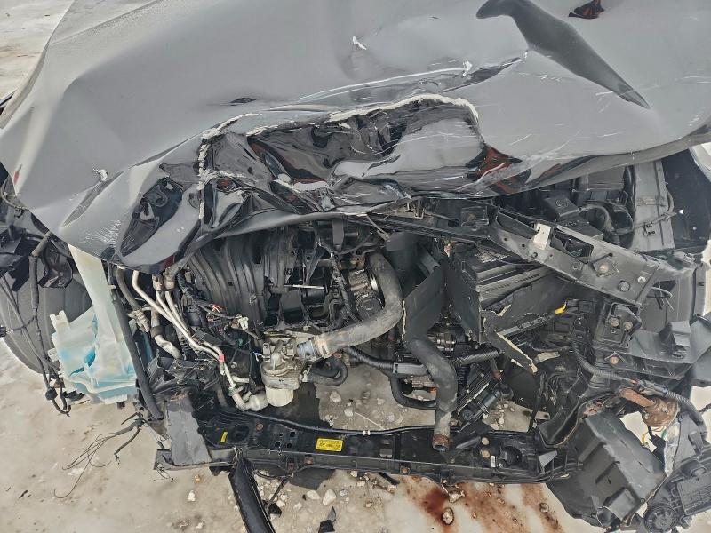 Фото 12 - KIA SORENTO