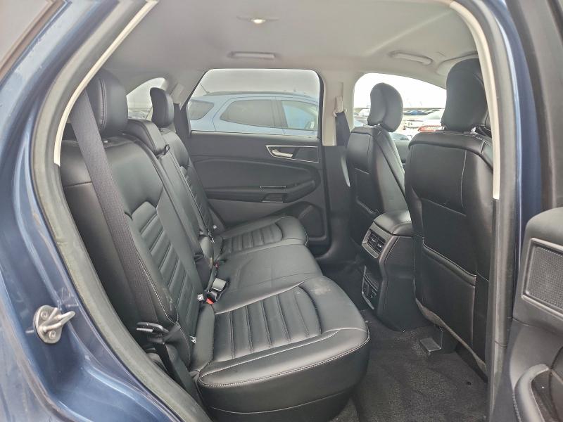 Фото 11 - FORD EDGE