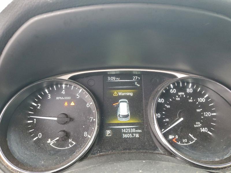 Фото 9 - NISSAN ROGUE