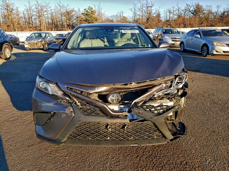 Фото 5 - TOYOTA CAMRY