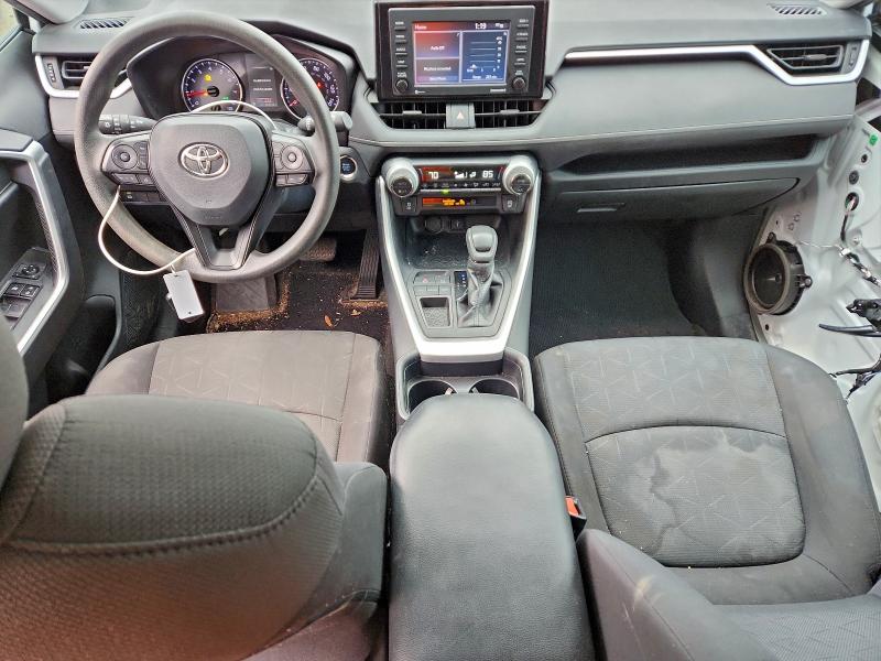 Фото 8 - TOYOTA RAV4