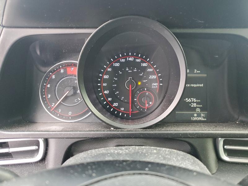 Фото 9 - HYUNDAI ELANTRA