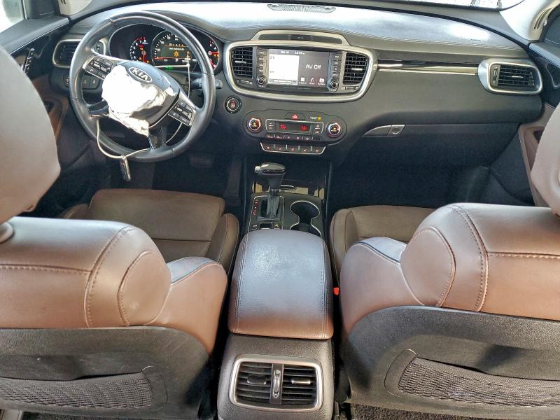 Фото 8 - KIA SORENTO