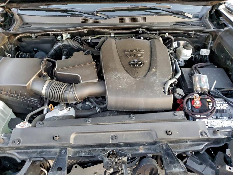 Фото 11 - TOYOTA TACOMA